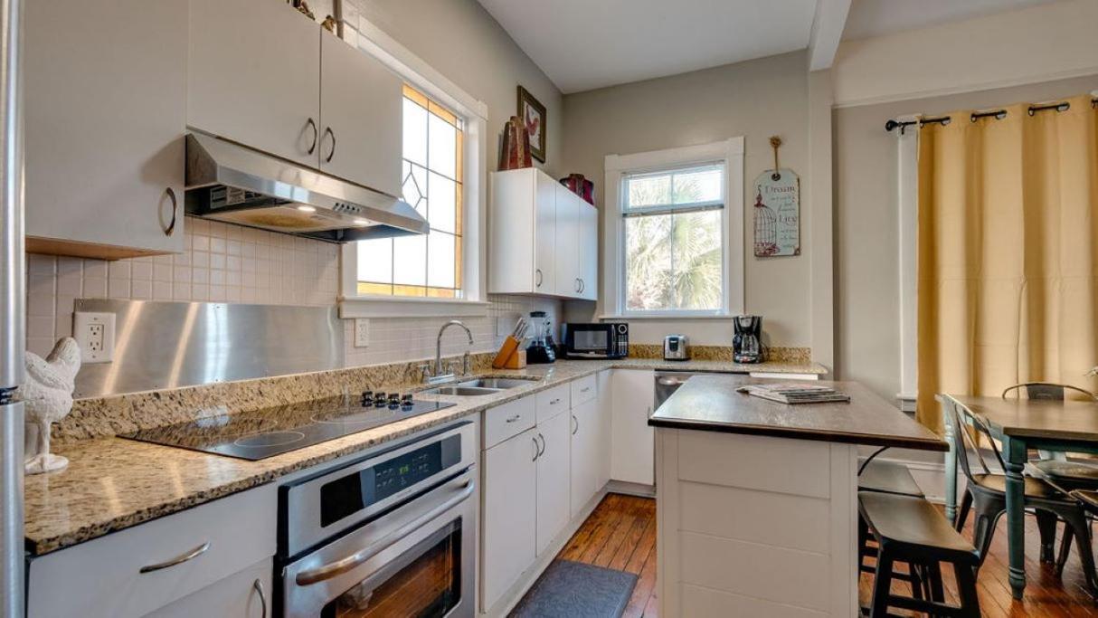 Huge 5 Bed, 5 Bath In Historic Downtown 서배너 외부 사진