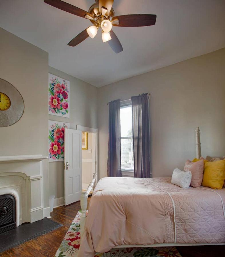 Huge 5 Bed, 5 Bath In Historic Downtown 서배너 외부 사진